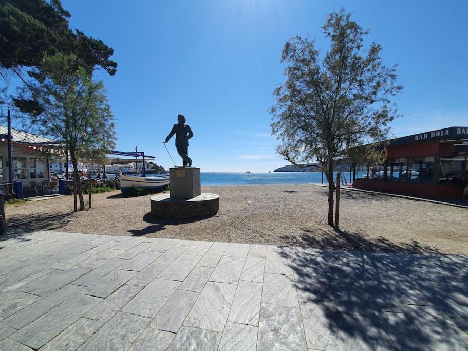 Espectacular Planta Baja Con Terraza Y Parking A 5 Min De La Playa Appartement Cadaqués Buitenkant foto